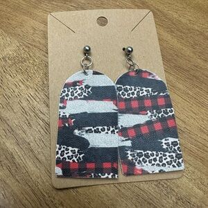 5/$10 Leopard‎ and Plaid Earrings